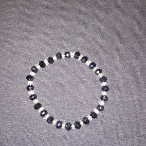 Black and clear beaded bracelet